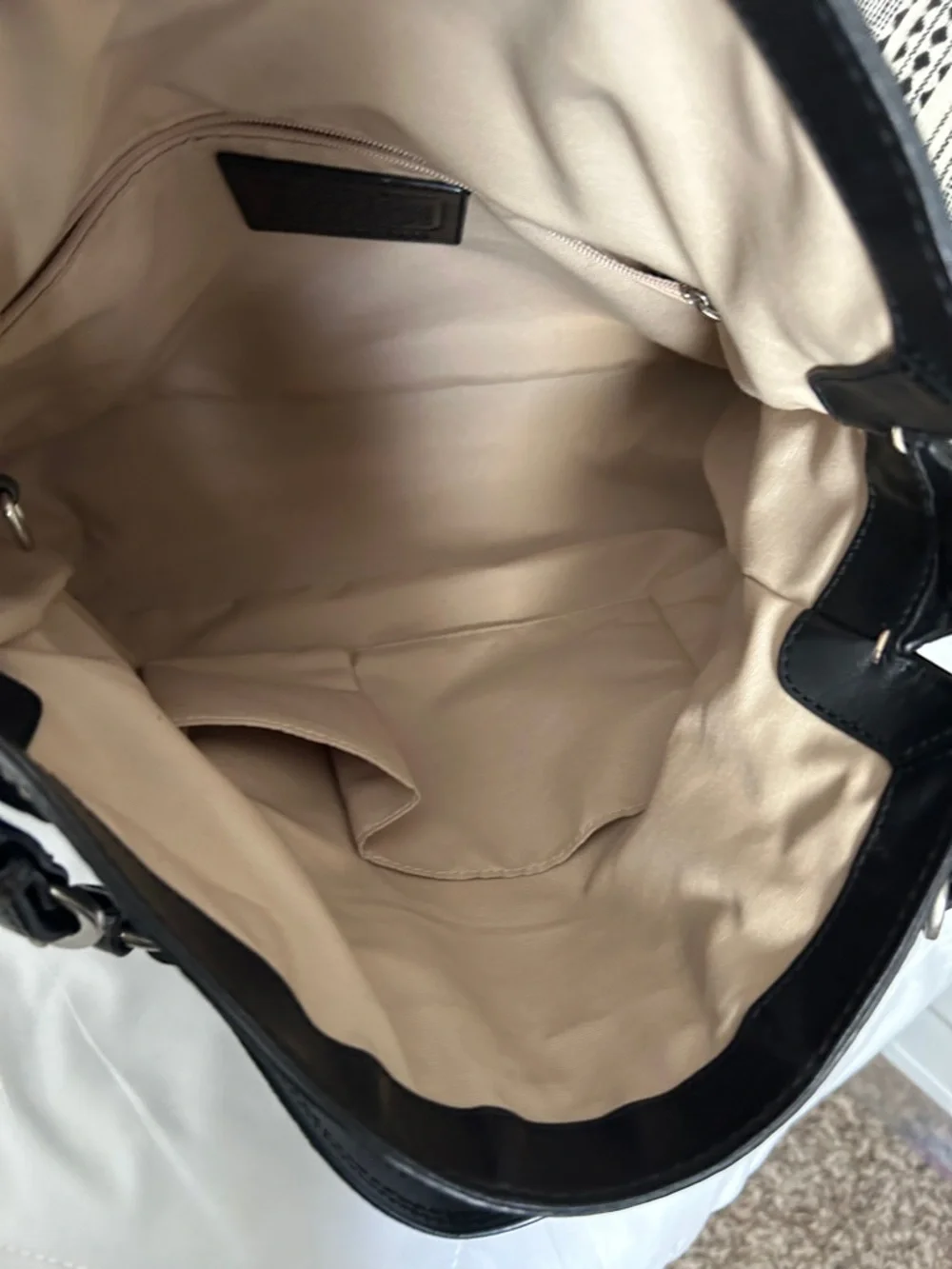 Coach Y2K Chelsea turnlock Black Leather Shoulder Bag with Contrast Stitching - Picture 10 of 14